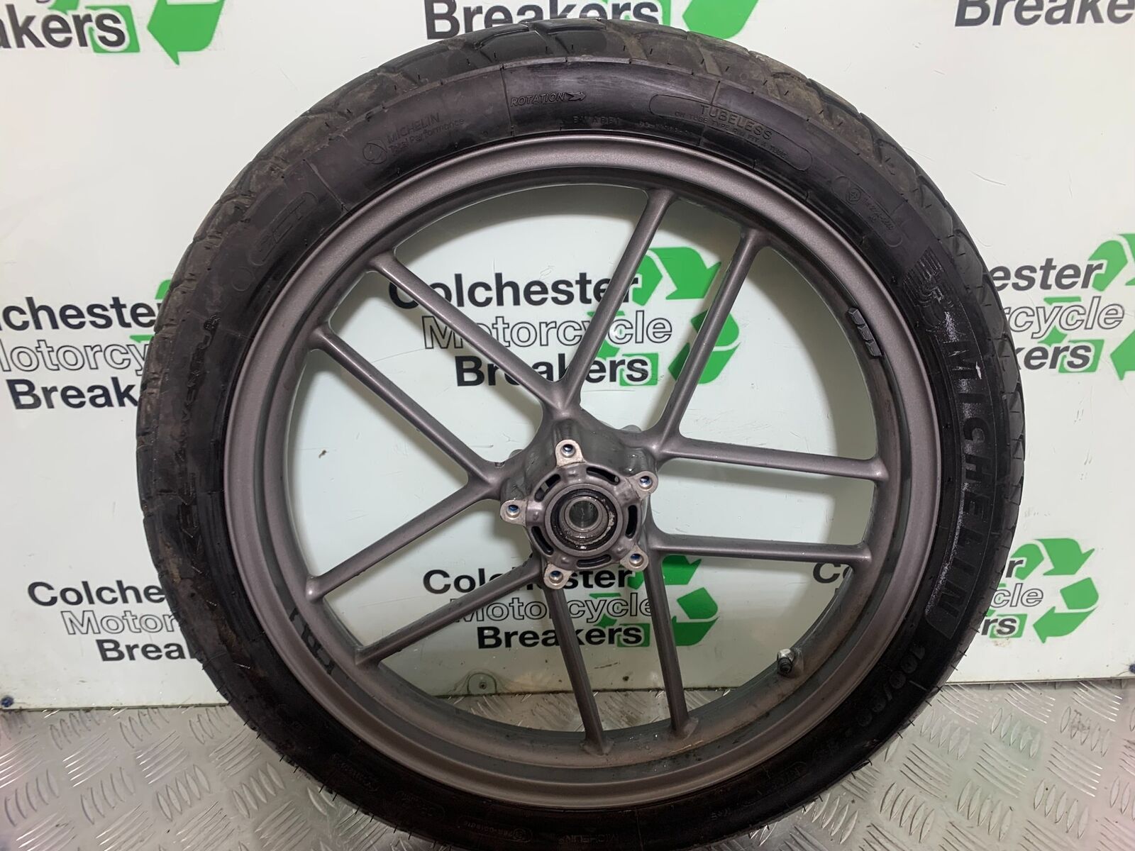 TRIUMPH TIGER 800 FRONT WHEEL   YEAR 2011-2014 (CMB1113)