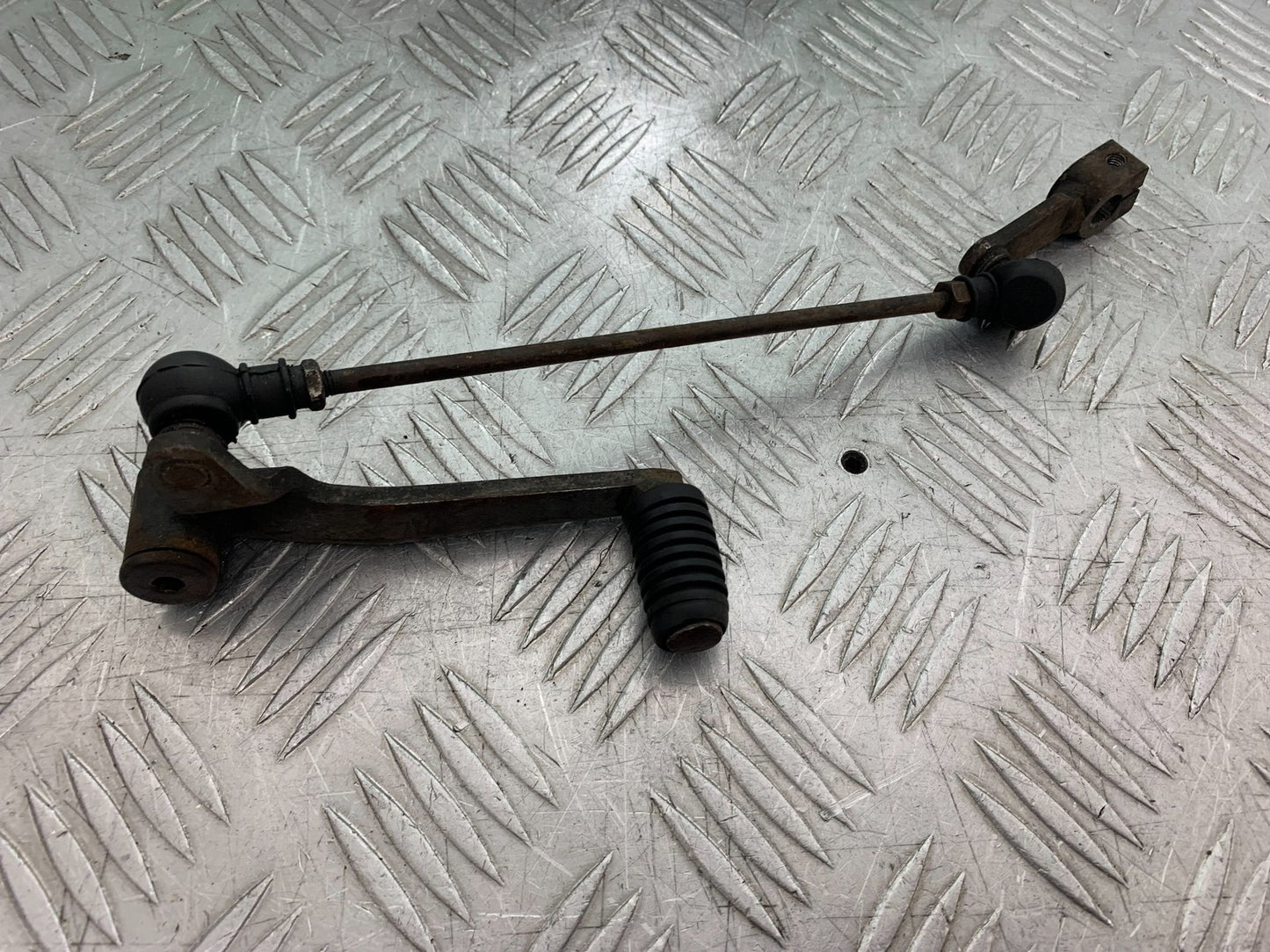 HONDA CB600 CB 600 HORNET GEAR LEVER YEAR 1998-2002 (CMB1297)