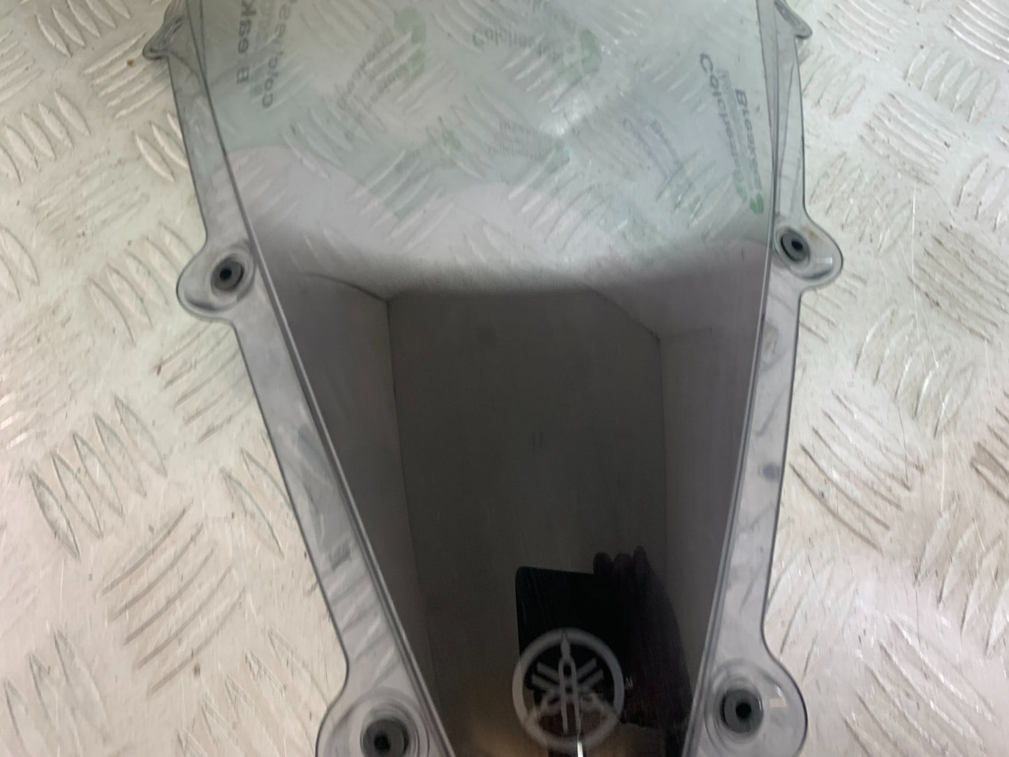 YAMAHA YZF R1 SCREEN YEAR 2004-2006 (CMB1155)