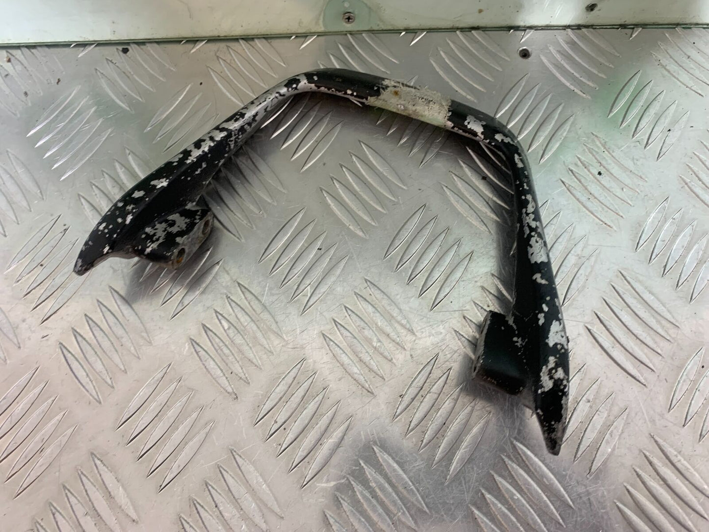 HONDA CBR125 CBR 125 GRAB RAIL  YEAR 2007-10 (CMB1004)