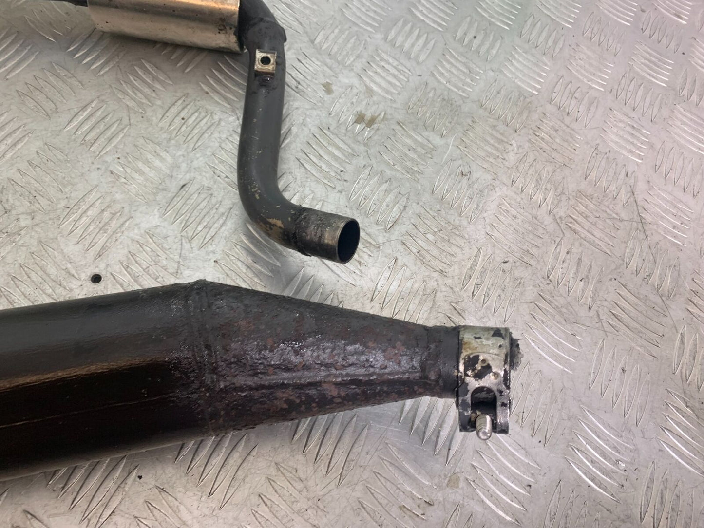 YAMAHA XT125 X XT 125 X EXHAUST    2005-2011 (CMB1097)