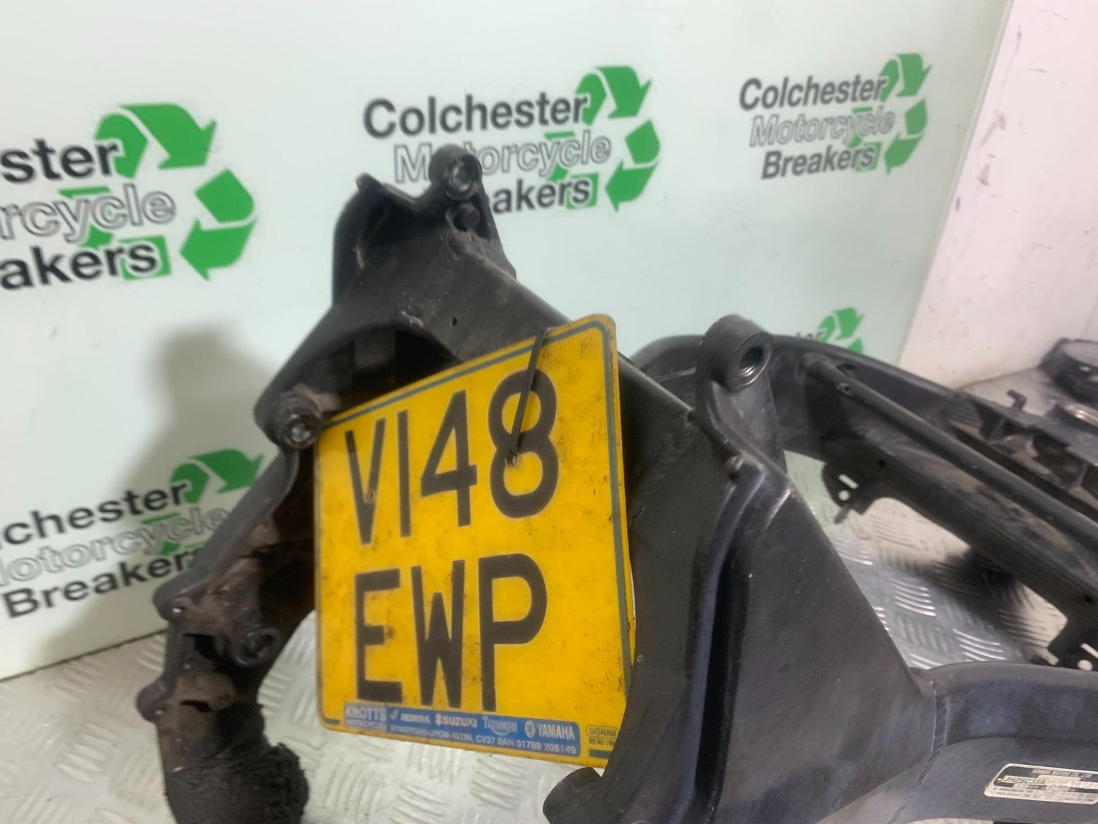 HONDA CBR1100 BLACKBIRD FRAME REG LOG BOOK   YEAR 1999-2005 (CMB1232)