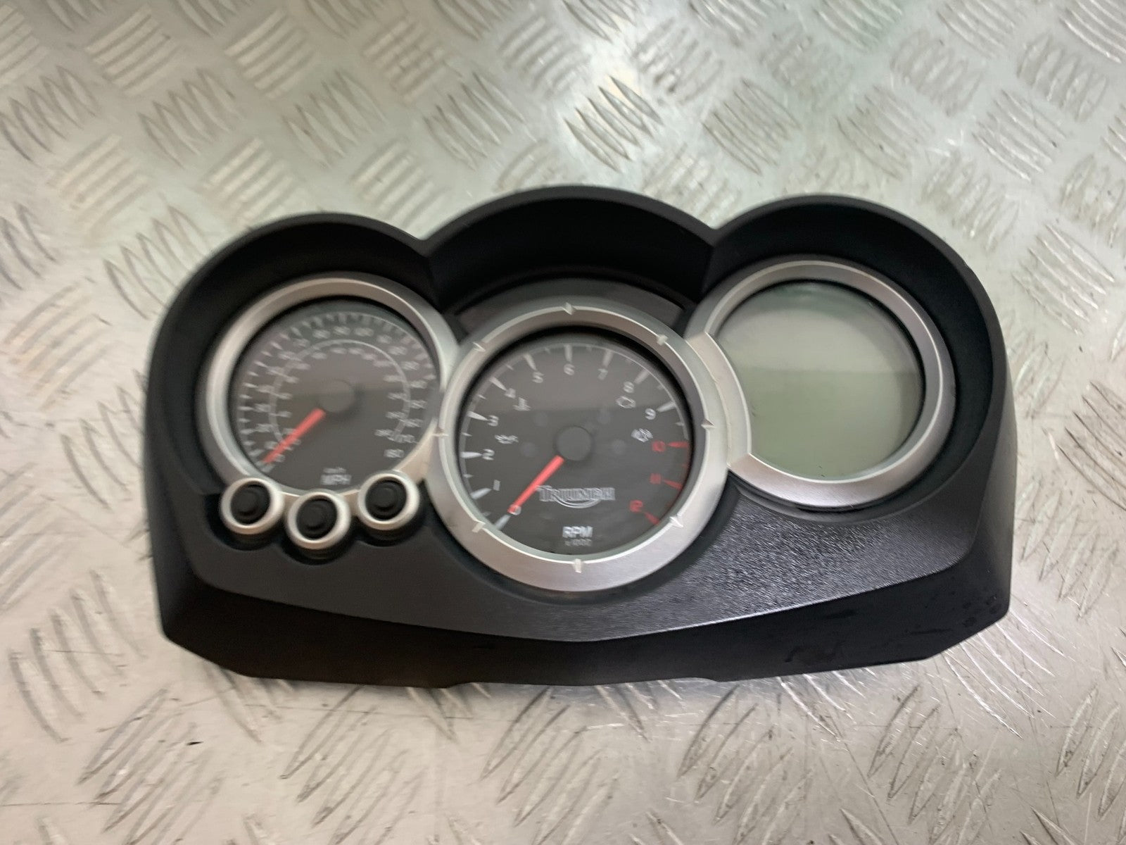 TRIUMPH 1050 SPRINT ST CLOCKS SPEEDO DASH 2003-2011 (CMB1285)
