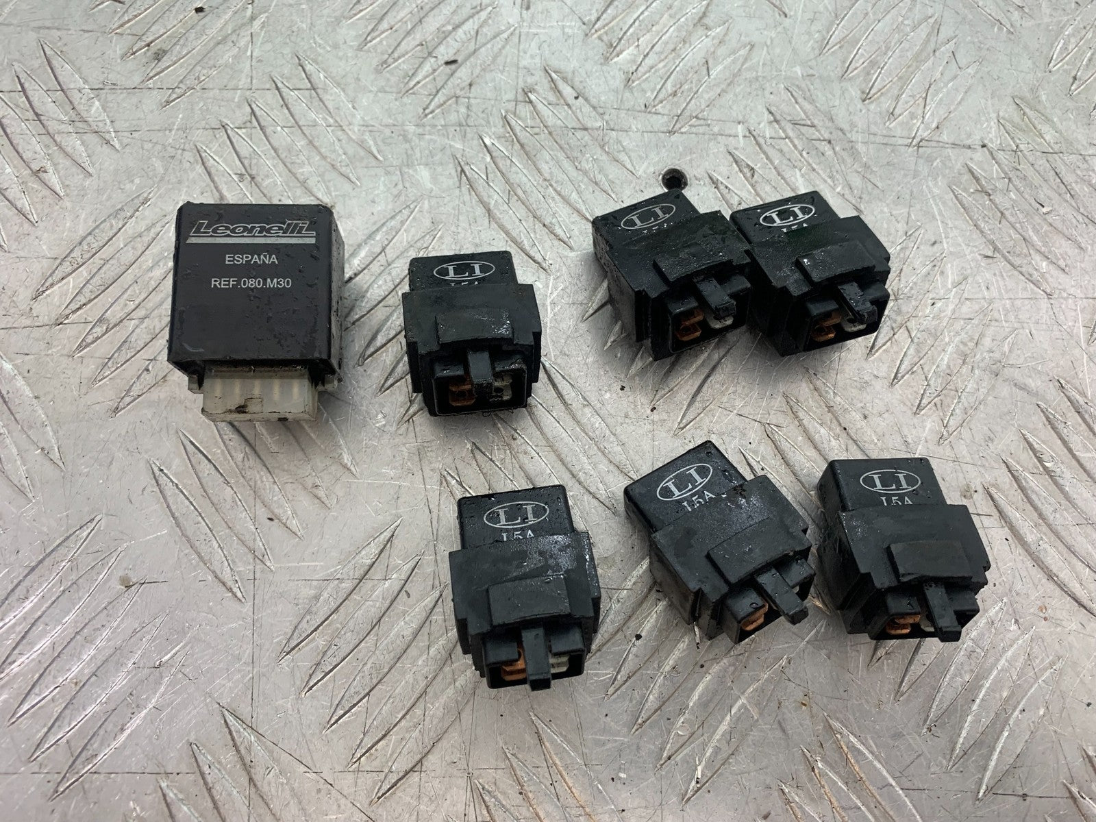 APRILIA SL750 SL 750 SHIVER RELAYS  YEAR 2008-2016 (CMB1242)