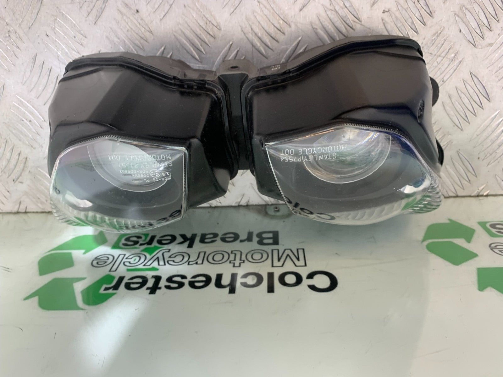 KAWASAKI ZX10R ZX10 R HEADLIGHT  2008-2010 (CMB1301)