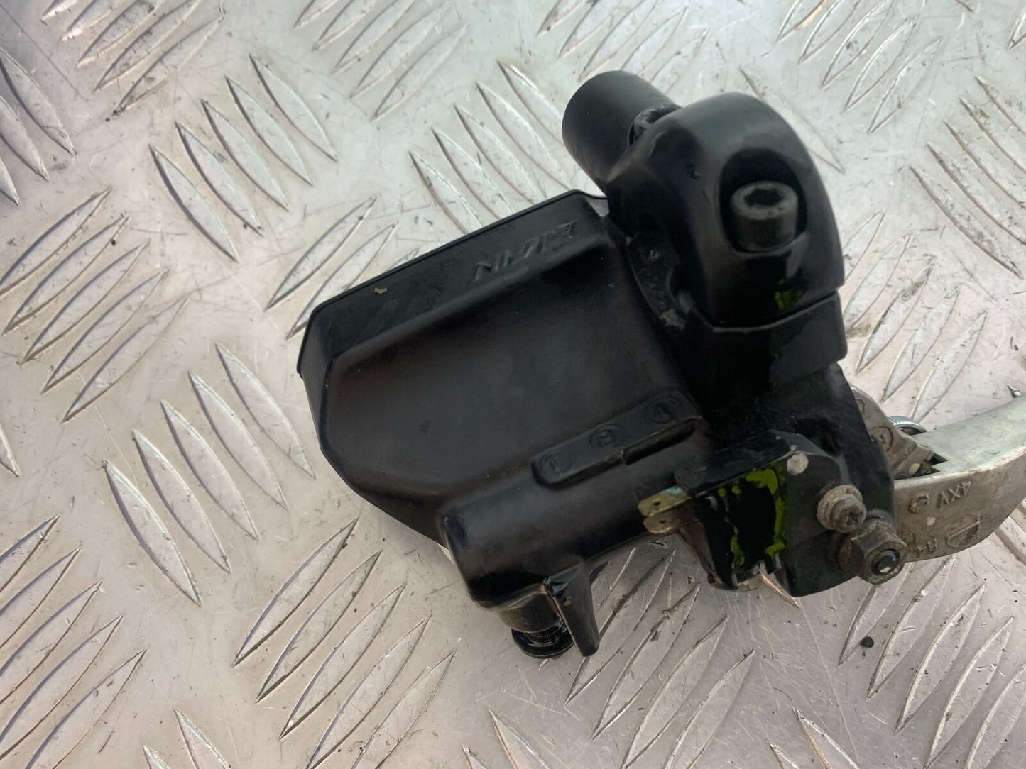 KAWASAKI Z650 ER650 KNFAN FRONT MASTER CYLINDER  YEAR 2022-2024 (CMB1112)