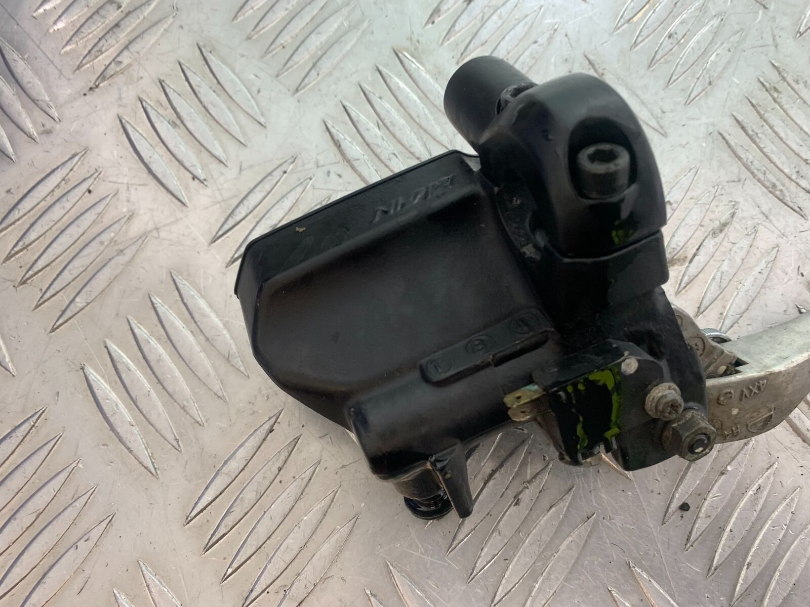KAWASAKI Z650 ER650 KNFAN FRONT MASTER CYLINDER  YEAR 2022-2024 (CMB1112)