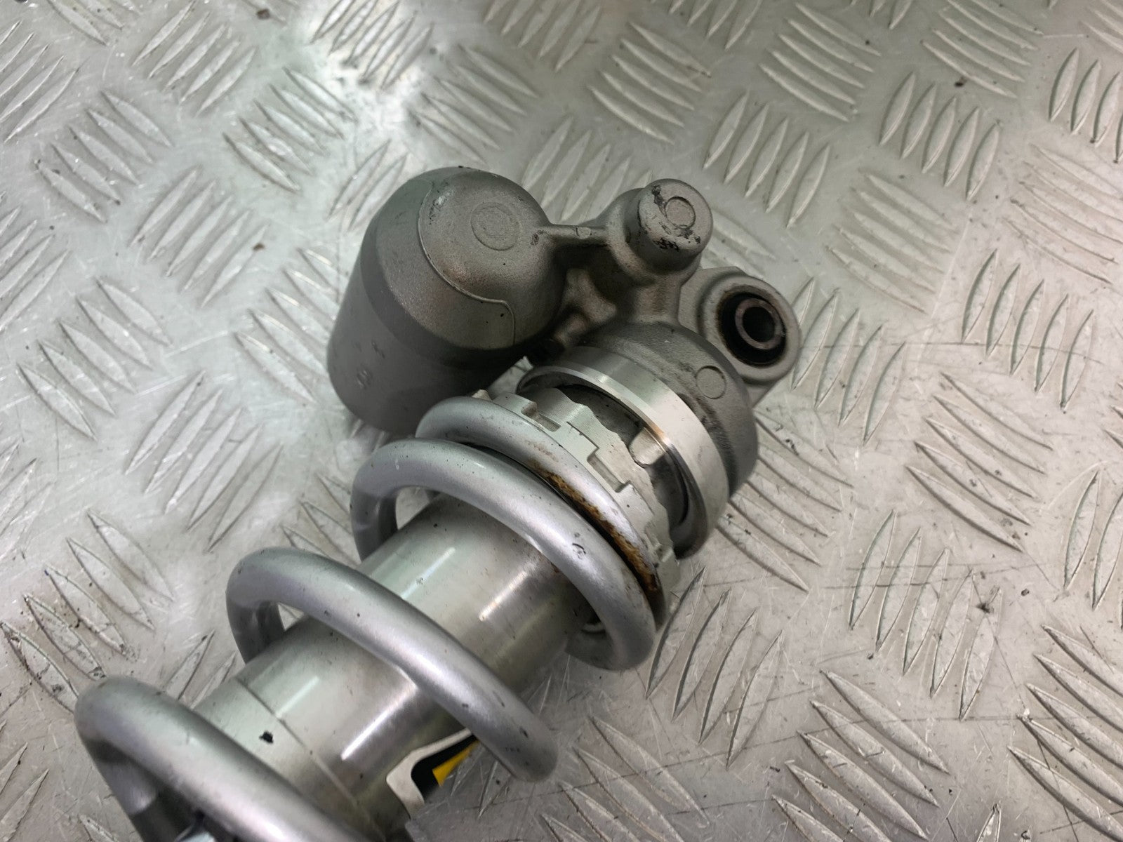 YAMAHA YZF R1 4C8 REAR SHOCK  YEAR 2007-2008 (CMB1237)