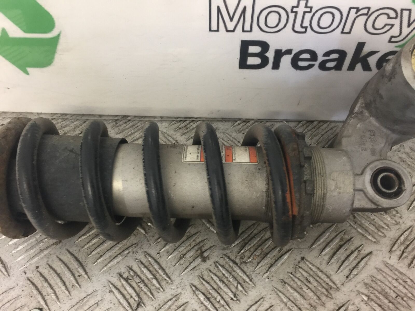 SUZUKI GSXR600 GSXR 600 K1 K2 REAR SHOCK  YEAR 2000