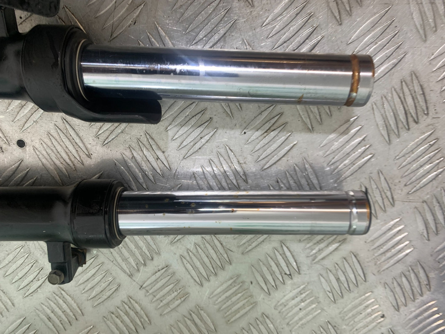 KAWASAKI J125 J125 FORKS  YEAR 2016-2020 (CMB1158)