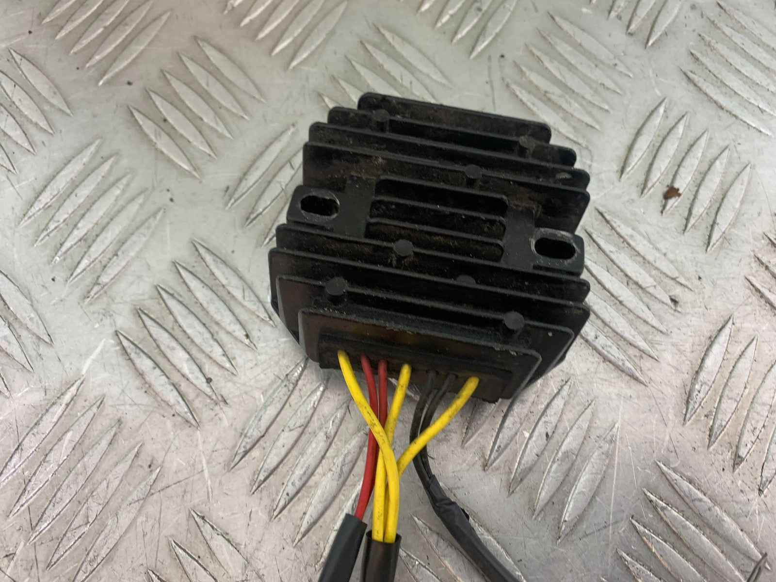 KTM RC125 RC 125 RC REGULATOR   2014 2017 (CMB1199)