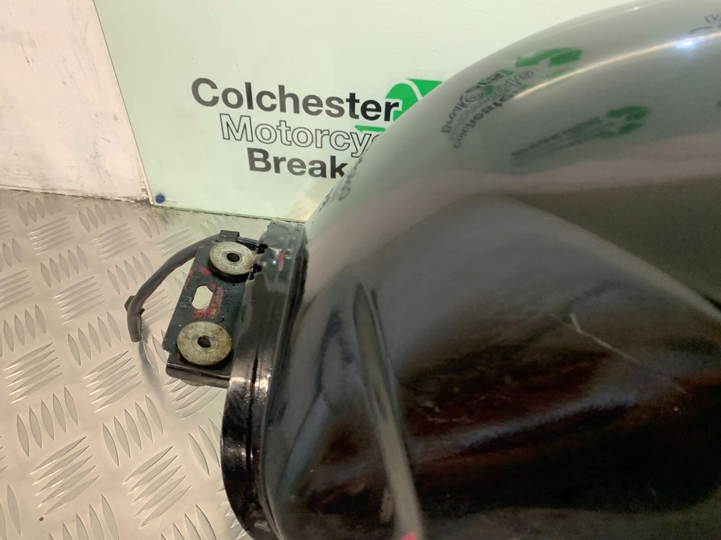 HONDA CBR1100 BLACKBIRD PETROL TANK  YEAR 1996-1998 (STOCK 936)