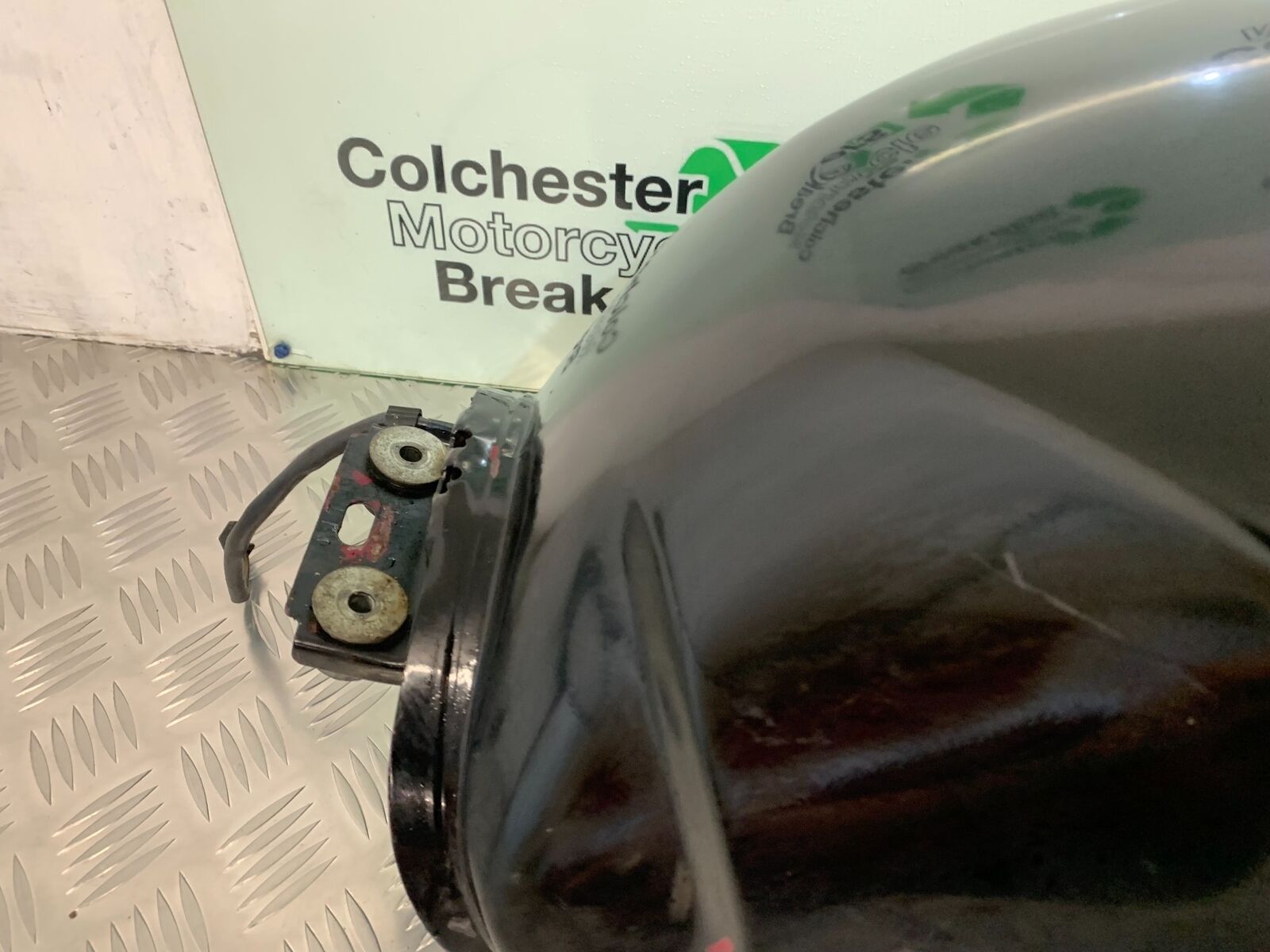 HONDA CBR1100 BLACKBIRD PETROL TANK  YEAR 1996-1998 (STOCK 936)