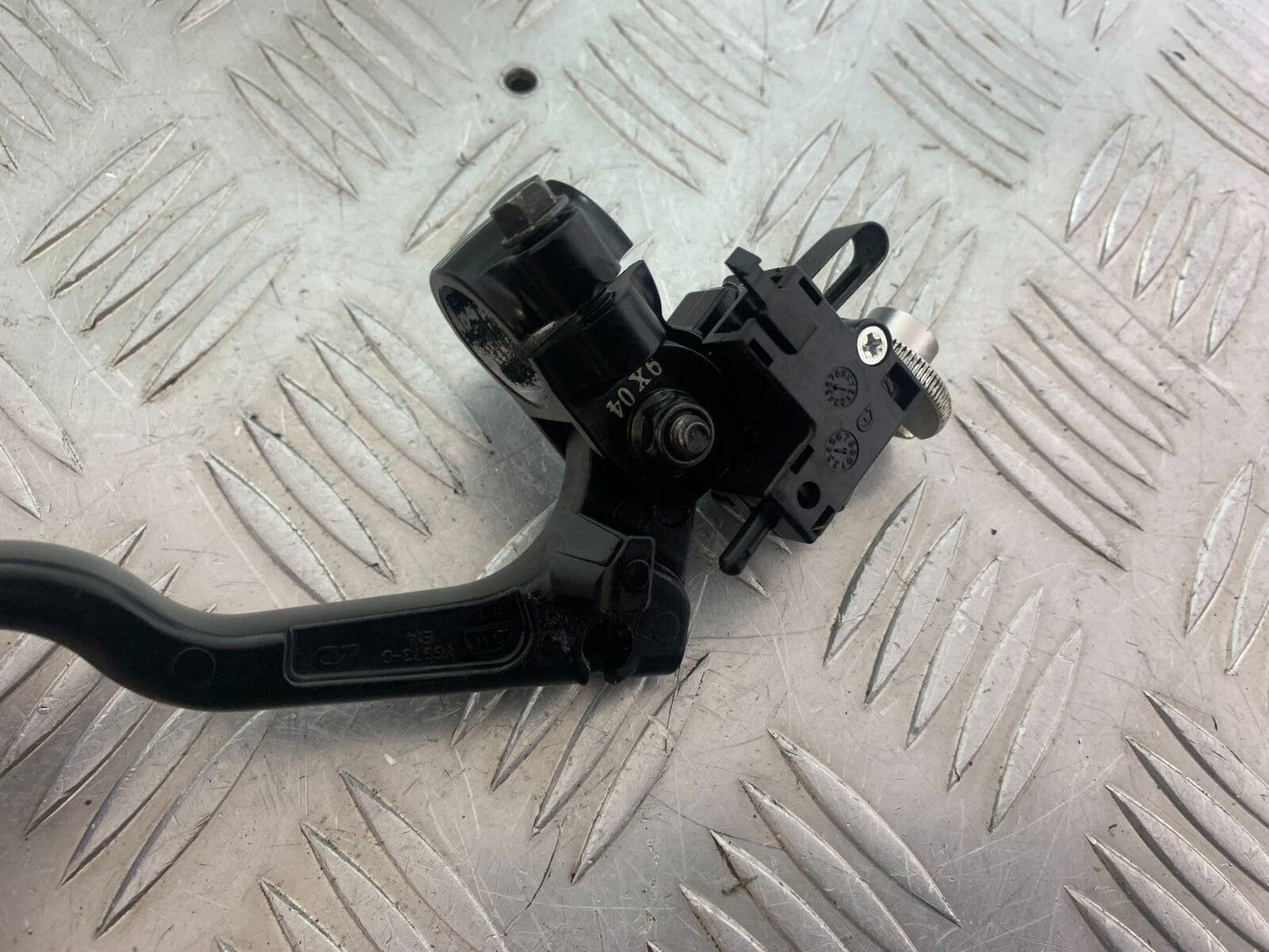YAMAHA XSR900 XSR 900 CLUTCH LEVER AND BRACKET   YEAR 2021-2022 (CMB1073)