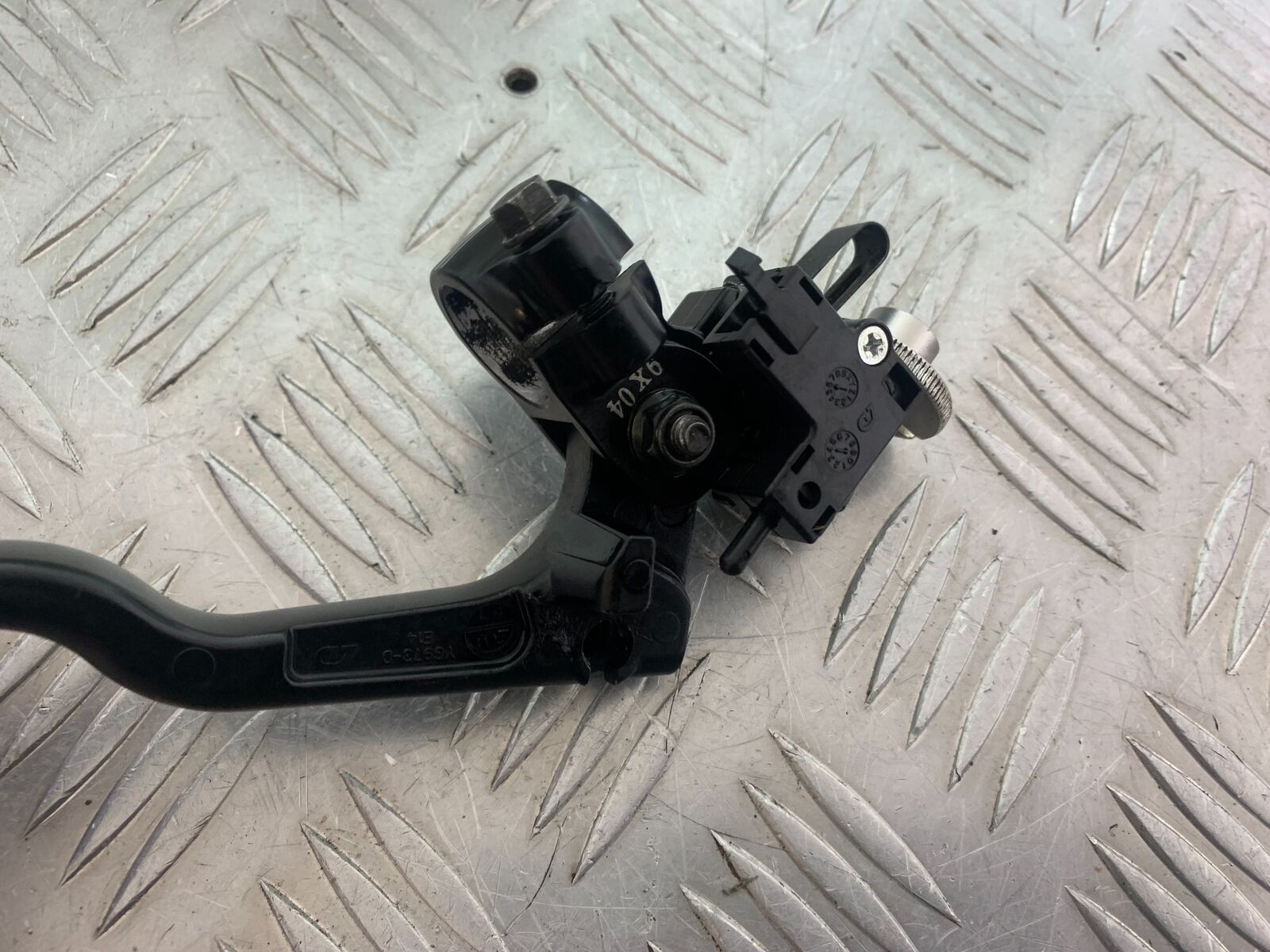 YAMAHA XSR900 XSR 900 CLUTCH LEVER AND BRACKET   YEAR 2021-2022 (CMB1073)