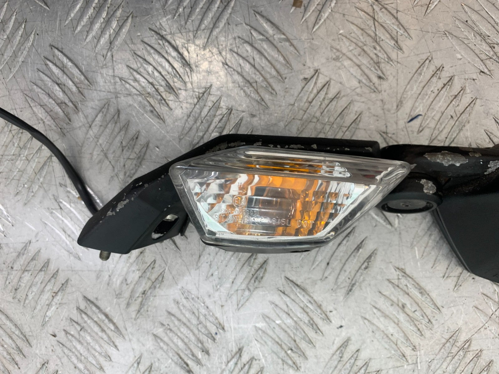 KAWASAKI ZX10R ZX10 R LEFT MIRROR   2008-2010 (CMB1301)