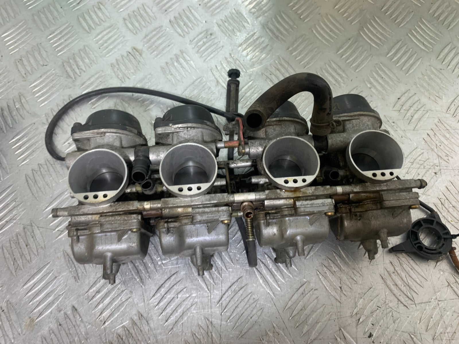 SUZUKI RF900 RF 900 CARBS YEAR 1994-1999 CMB1326