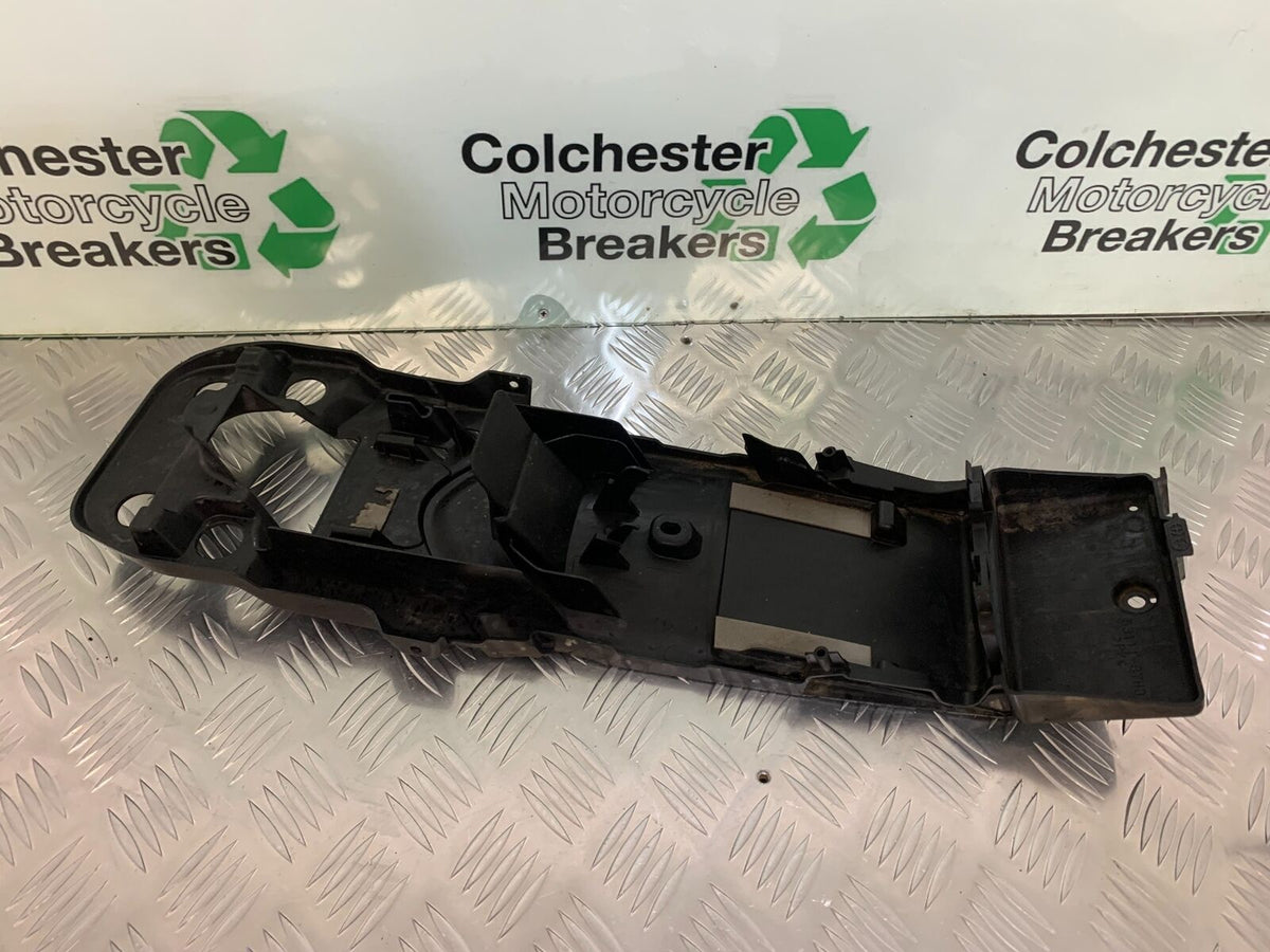 SUZUKI GSXR600 GSXR 600 K8 UNDERTRAY   YEAR 2009 (STOCK 939)