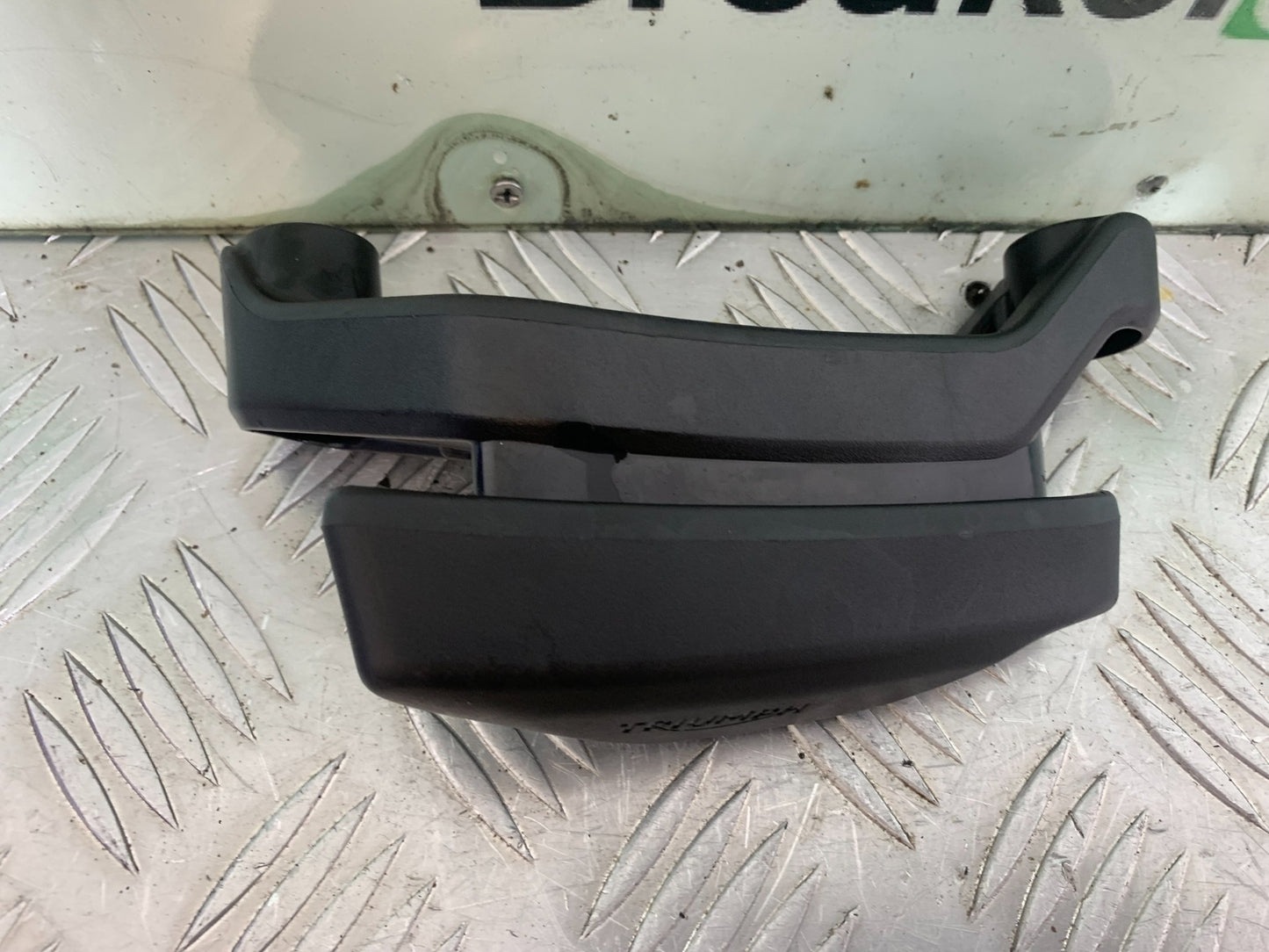 TRIUMPH TRIDENT 660 CRASH PROTECTOR   YEAR 2021-2024 (CMB1148)