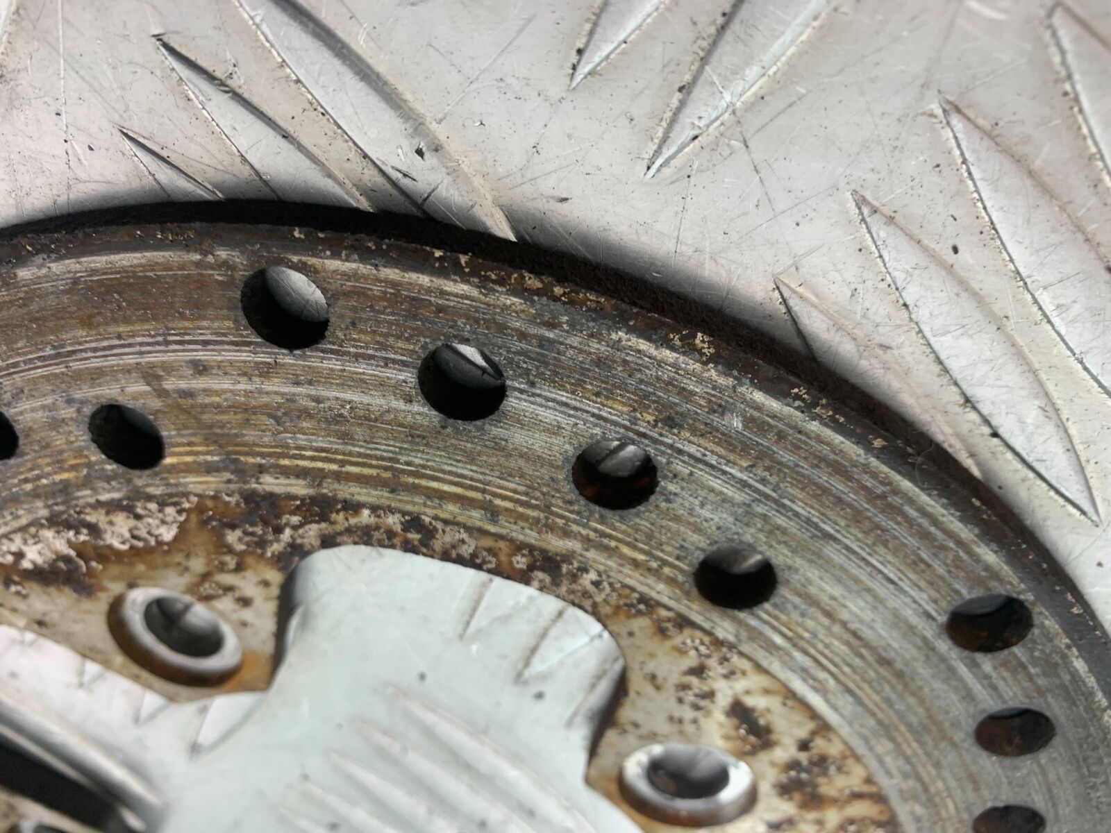 SUZUKI AN400 AN 400 BURGMAN REAR BRAKE DISC YEAR 2017-2024 (CMB1118)