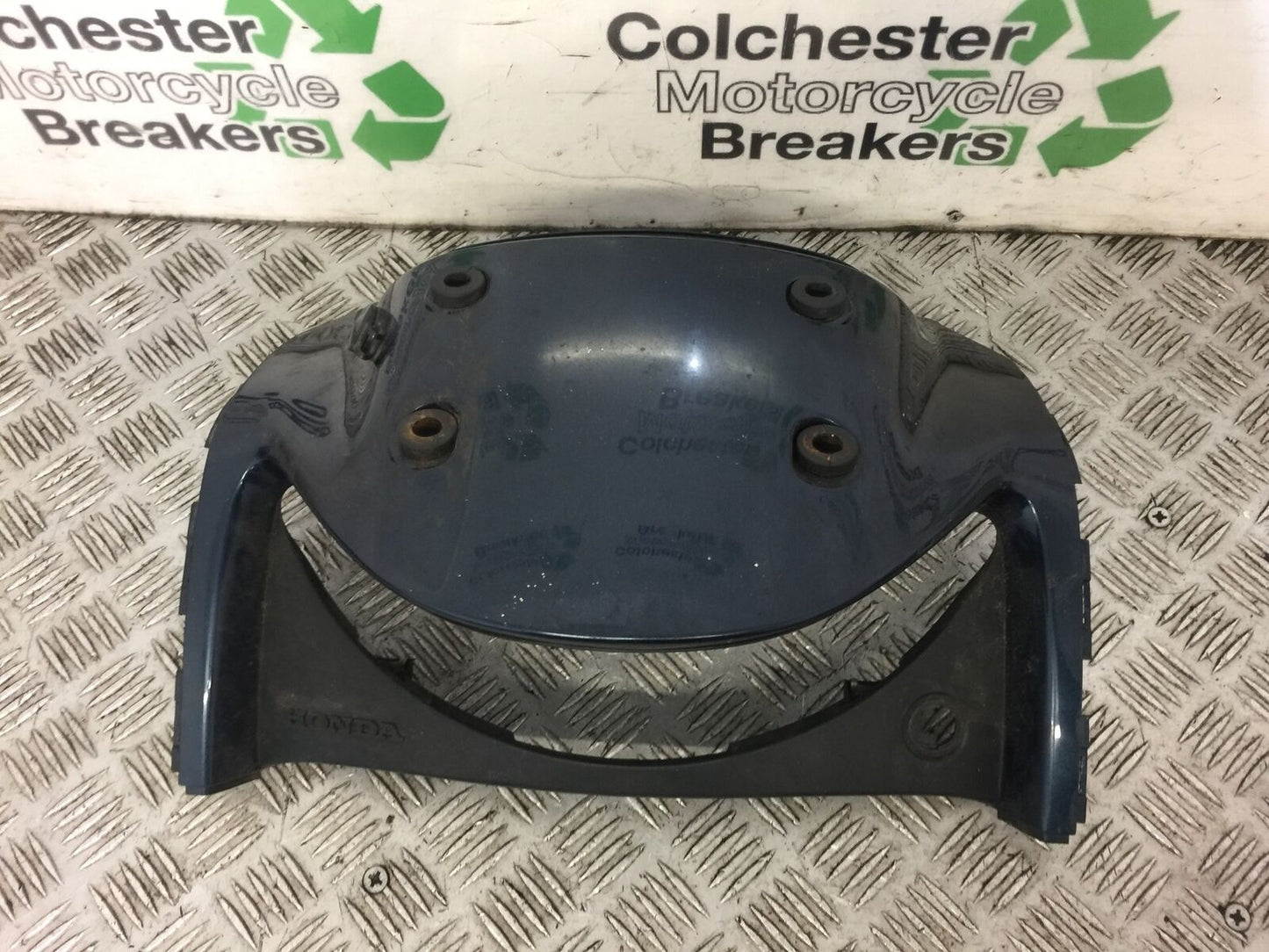 HONDA NT650 V DEAUVILLE TAIL PIECE YEAR 1998-2004 (STOCK NO 498)