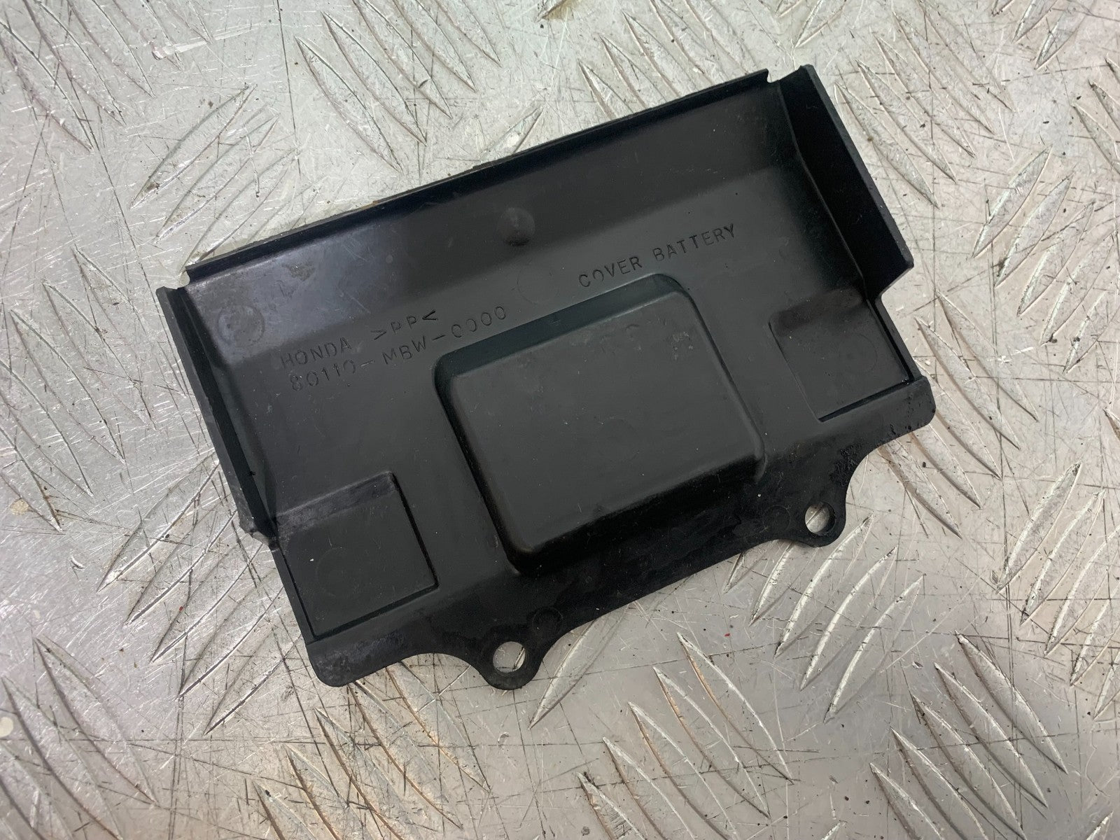 HONDA CBR600 CBR 600 FX FY BATTERY CÓVER  YEAR 1999-2000 (CMB1287)