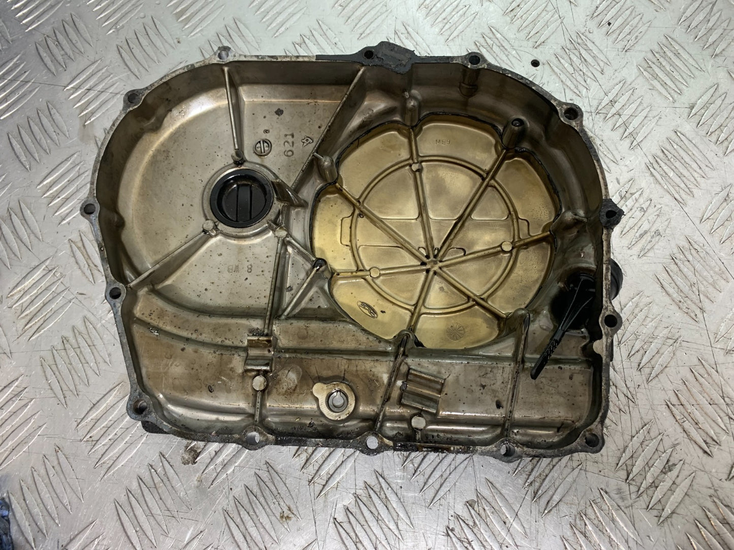 HONDA VT700 VT 700 SHADOW  CLUTCH COVER YEAR 1984-85 (CMB1328)