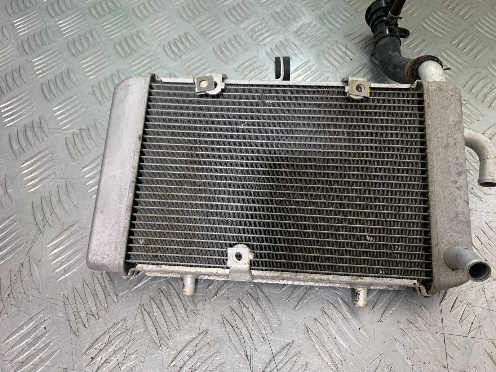 YAMAHA XMAX 300 RADIATOR  YEAR 2017-2020 (CMB1218)