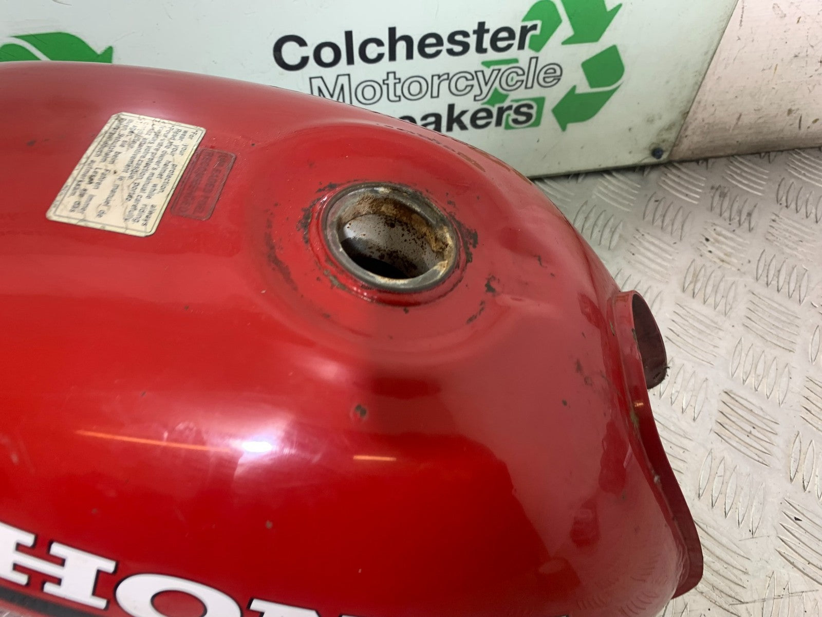 HONDA CG125 CG 125 PETROL TANK  YEAR 1998-2000 (CMB1282)