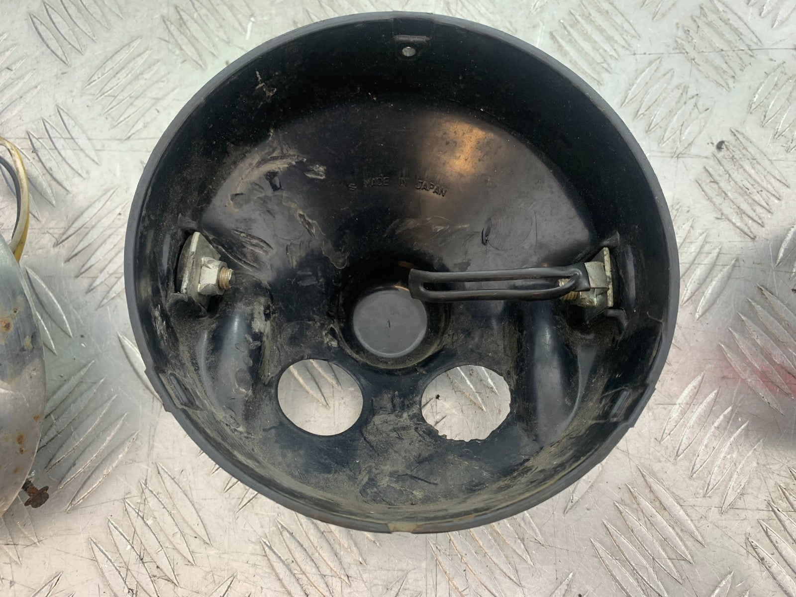 SUZUKI GP100 GP 100 HEADLIGHT   YEAR 1978-1988 (CMB1259)