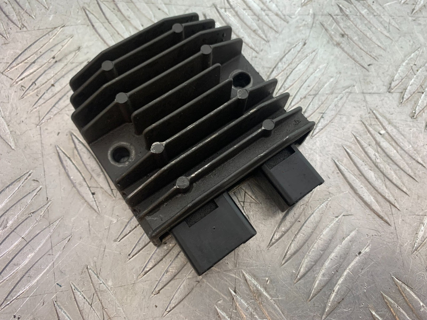 HONDA CBR1000 rr FIREBLADE REGULATOR  2008-2011 (CMB1253)