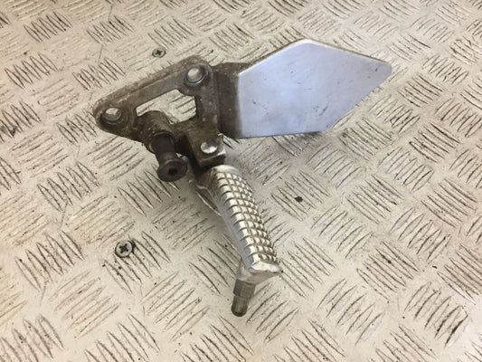 HONDA CB1 CB-1 CB 1 400 FRONT LEFT HANGER  YEAR 1989-1990 (STOCK 739)
