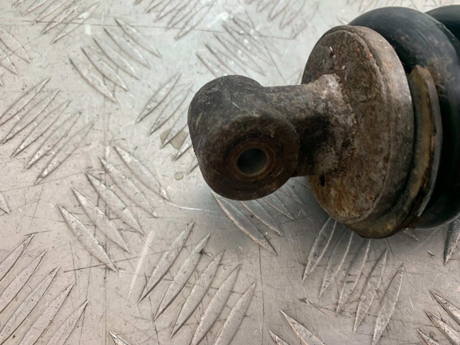 HONDA NT650 V DEAUVILLE REAR SHOCK  YEAR 1998-01 (CMB1320)