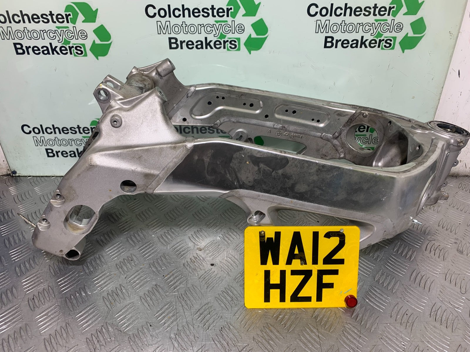 APRILIA RSV4 FACTORY FRAME REG LOG BOOK  YEAR 2009-2012 (CMB1224)