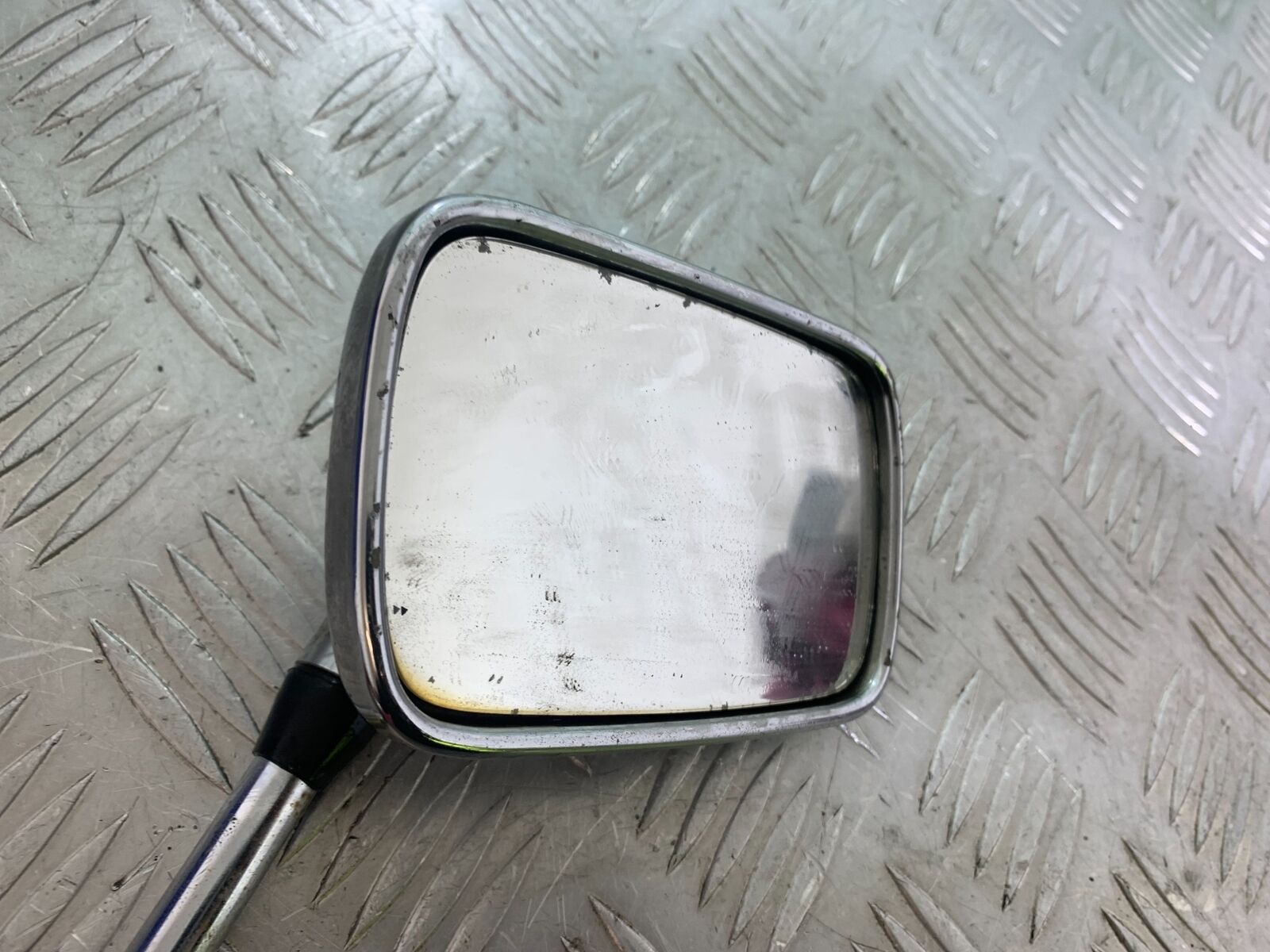 SUZUKI GSF1250 GSF 1250 BANDIT RIGHT MIRROR  YEAR 2010-14 (CMB1092)