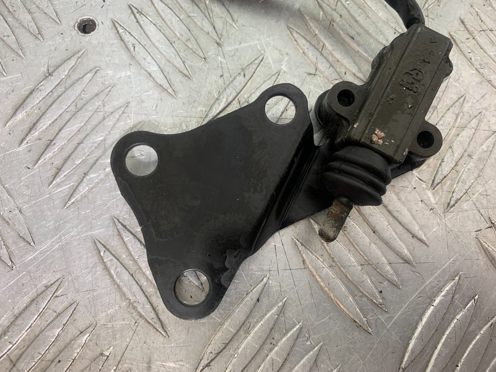 TRIUMPH 1050 SPRINT ST SIDE STAND SWITCH  2004-2007 (CMB1197)