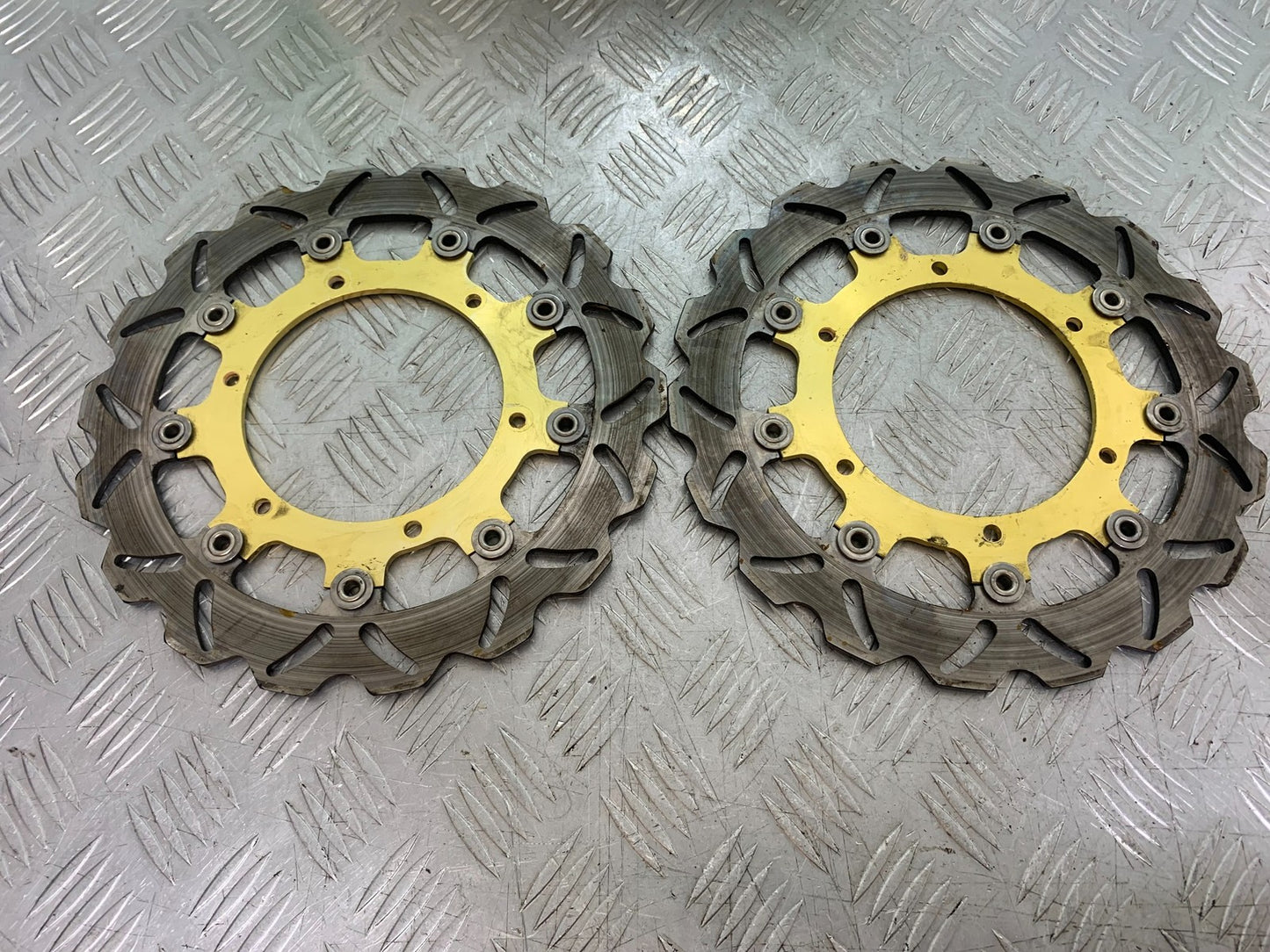 YAMAHA YZF R1 4XV FRONT BRAKE DISCS  YEAR 1998-99 (CMB1291)