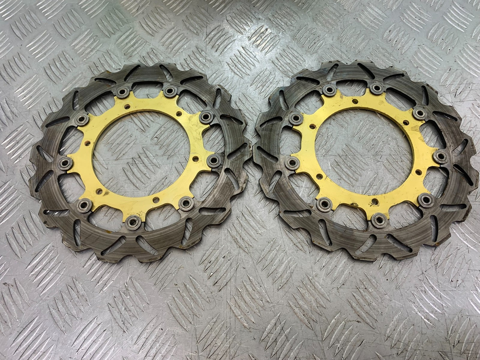 YAMAHA YZF R1 4XV FRONT BRAKE DISCS  YEAR 1998-99 (CMB1291)