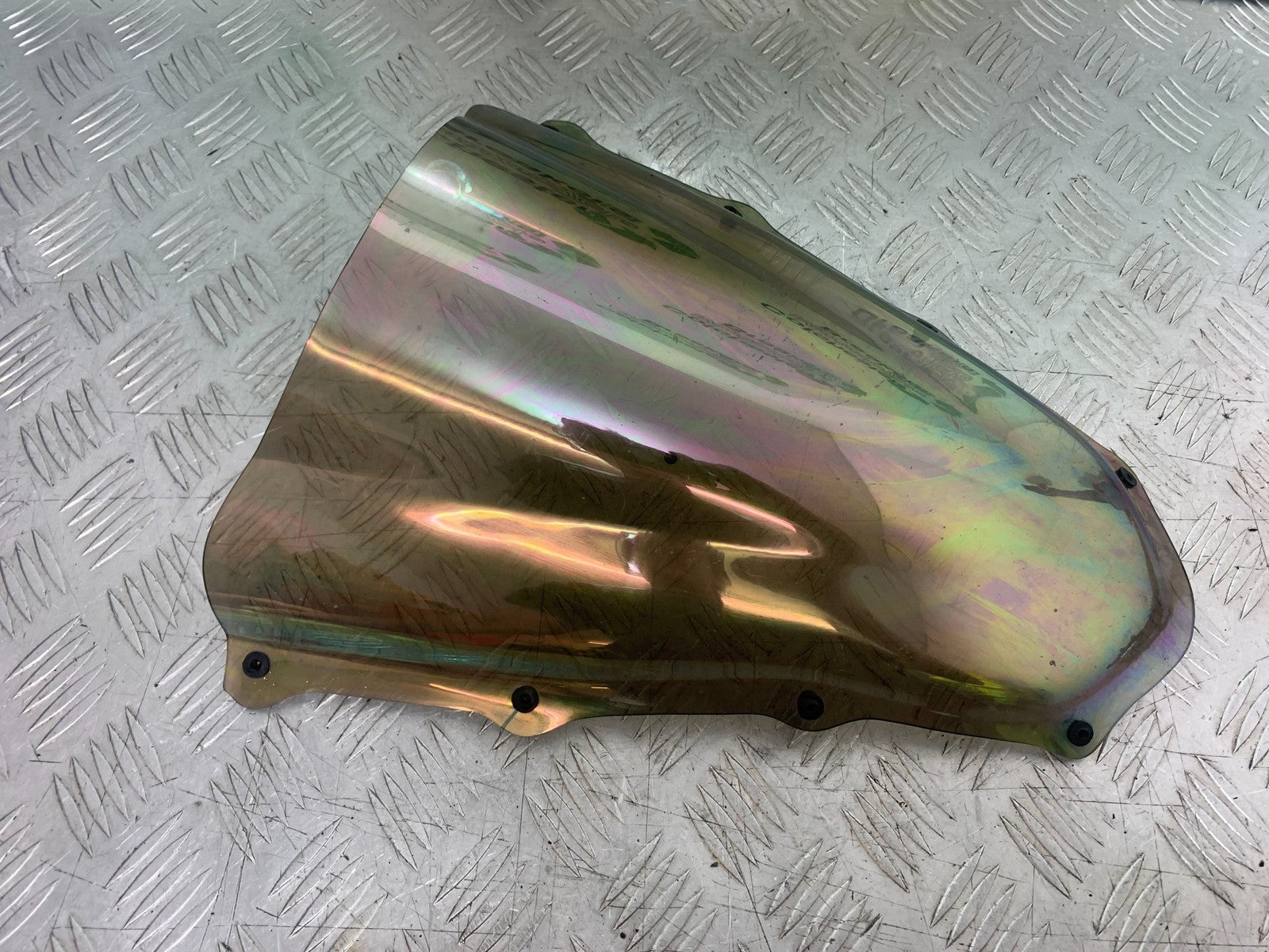 APRILIA RSV1000 R FACTORY MILLE SCREEN  2004-09 (CMB1203)