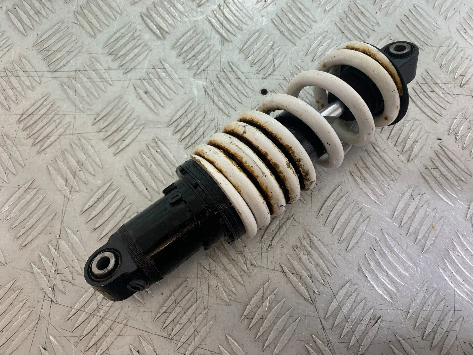 KTM DUKE 125 REAR SHOCK YEAR 2017-2022 (CMB1222)