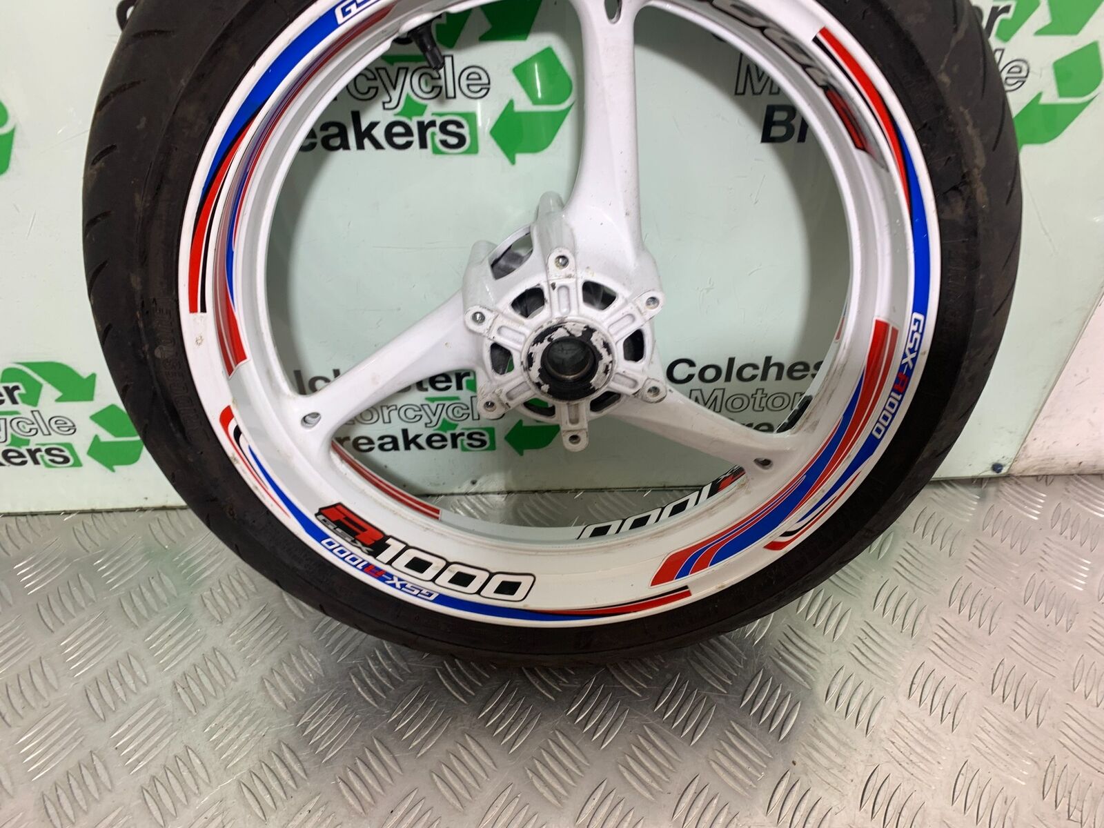 SUZUKI GSXR1000 GSXR 1000 FRONT WHEEL  2009-2016 (CMB1049)