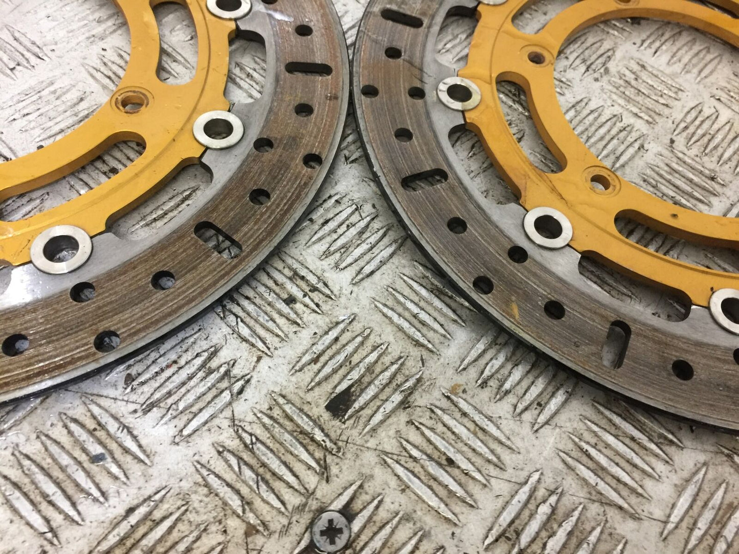 YAMAHA YZF R1 FRONT BRAKE DISCS (320 MM CONVERSION)   YEAR 1999