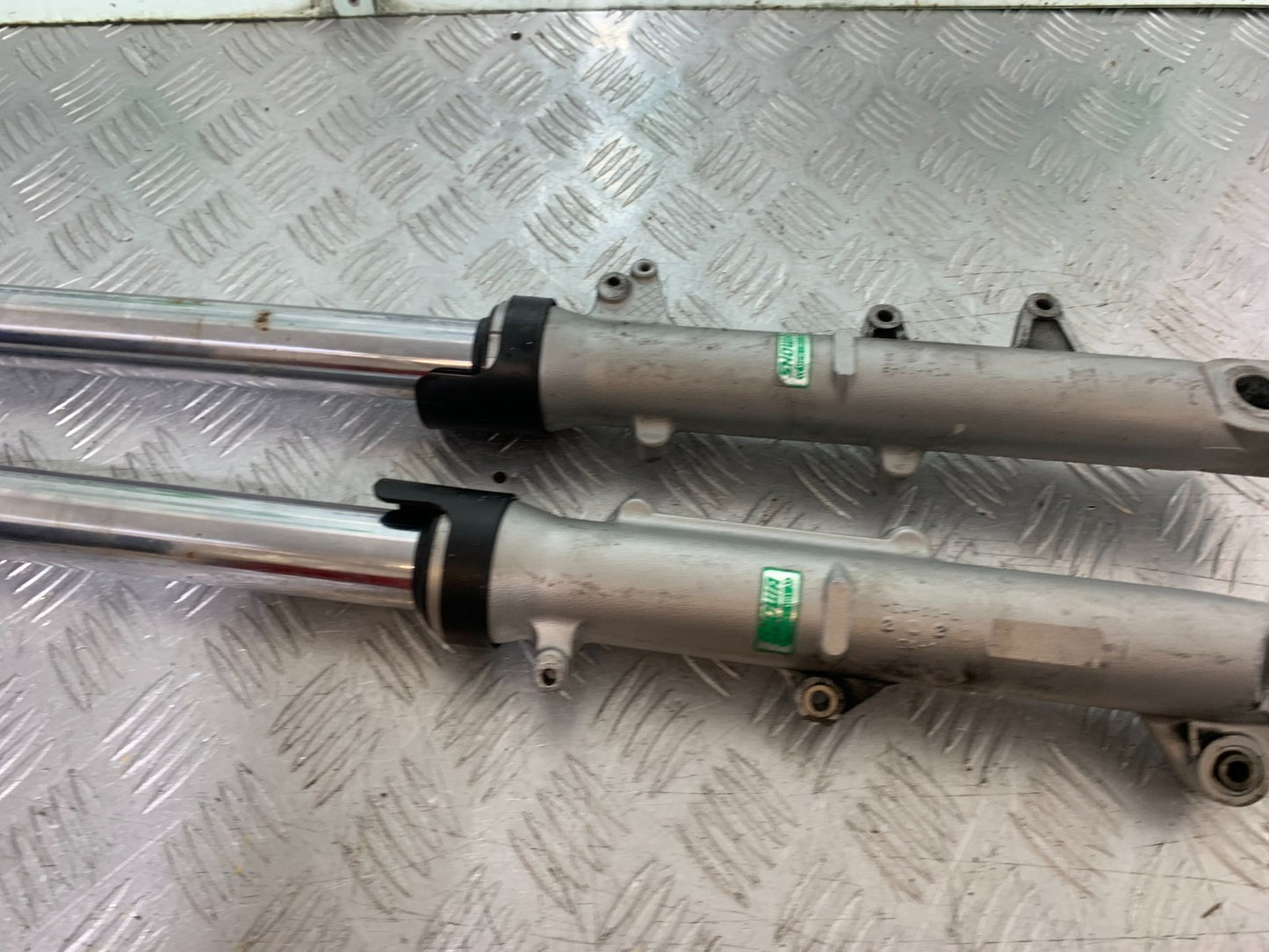 HONDA VFR800 VFR 800 V-TEC FORKS  YEAR 2002 -09 (CMB1296)
