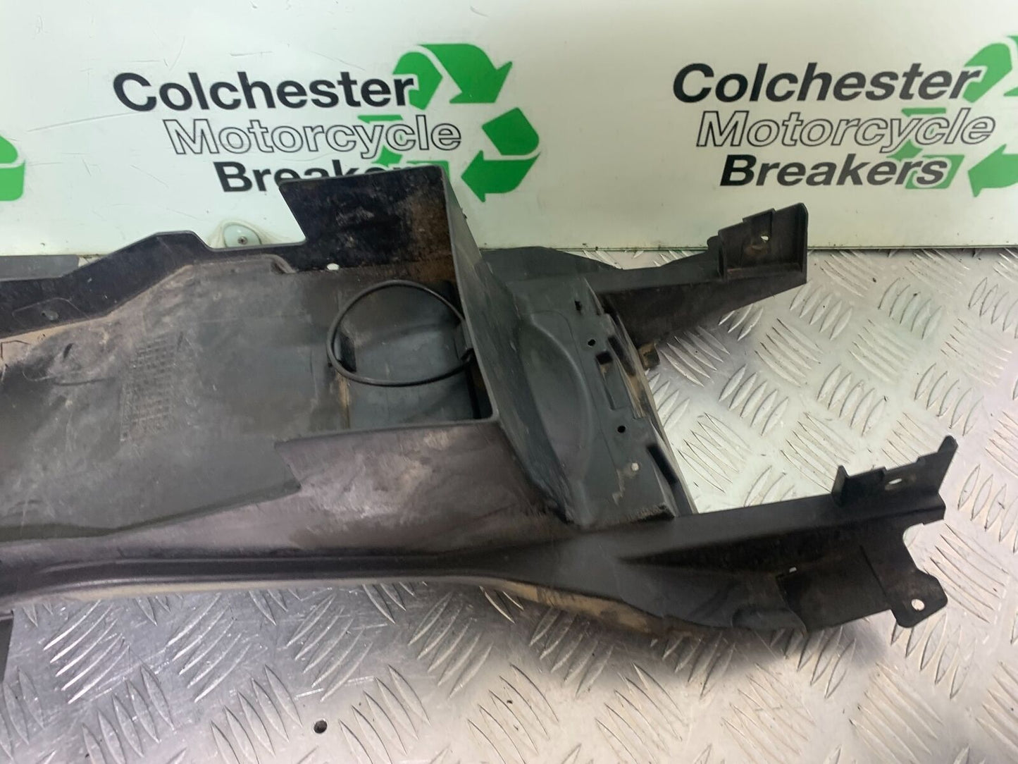 SUZUKI DL 650 V-STROM UNDERTRAY YEAR 2020 (CMB1117)