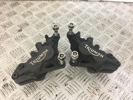 TRIUMPH 1050 SPRINT FRONT BRAKE CALIPERS   YEAR 2005 (STOCK 676)