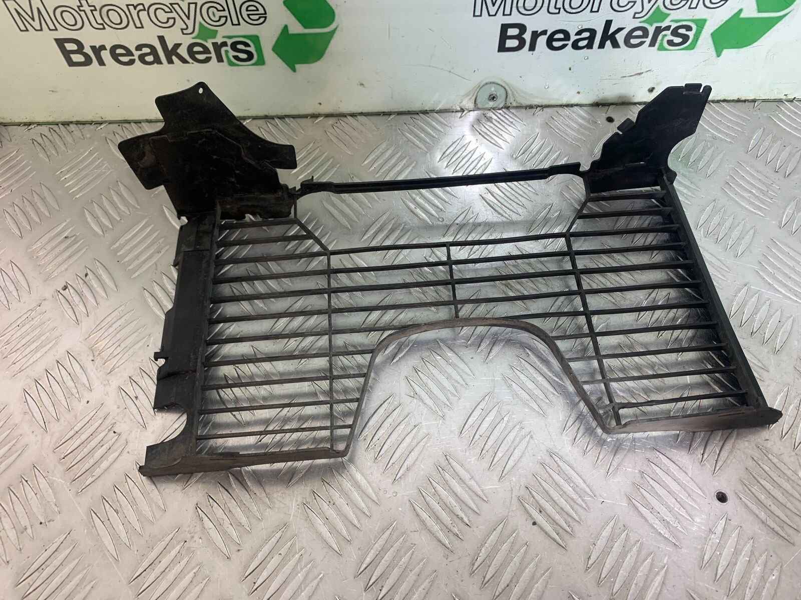 HONDA CBR600 CBR 600 F2 RADIATOR GRILL YEAR 1991-1993 (CMB1114)