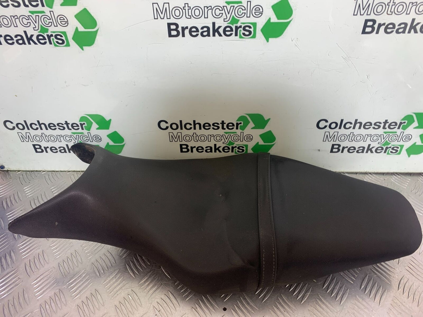HONDA CBR650 F CBR 650F SEAT   YEAR 2014-17  (CMB1130)