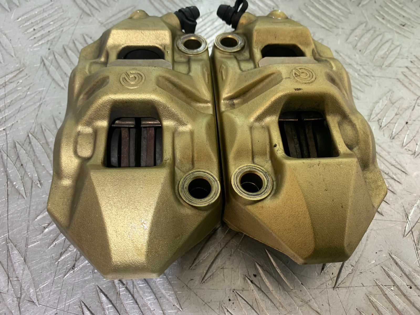 APRILIA RSV4 FACTORY BREMBO FRONT CALIPERS   YEAR 2009-2012 (CMB1224)