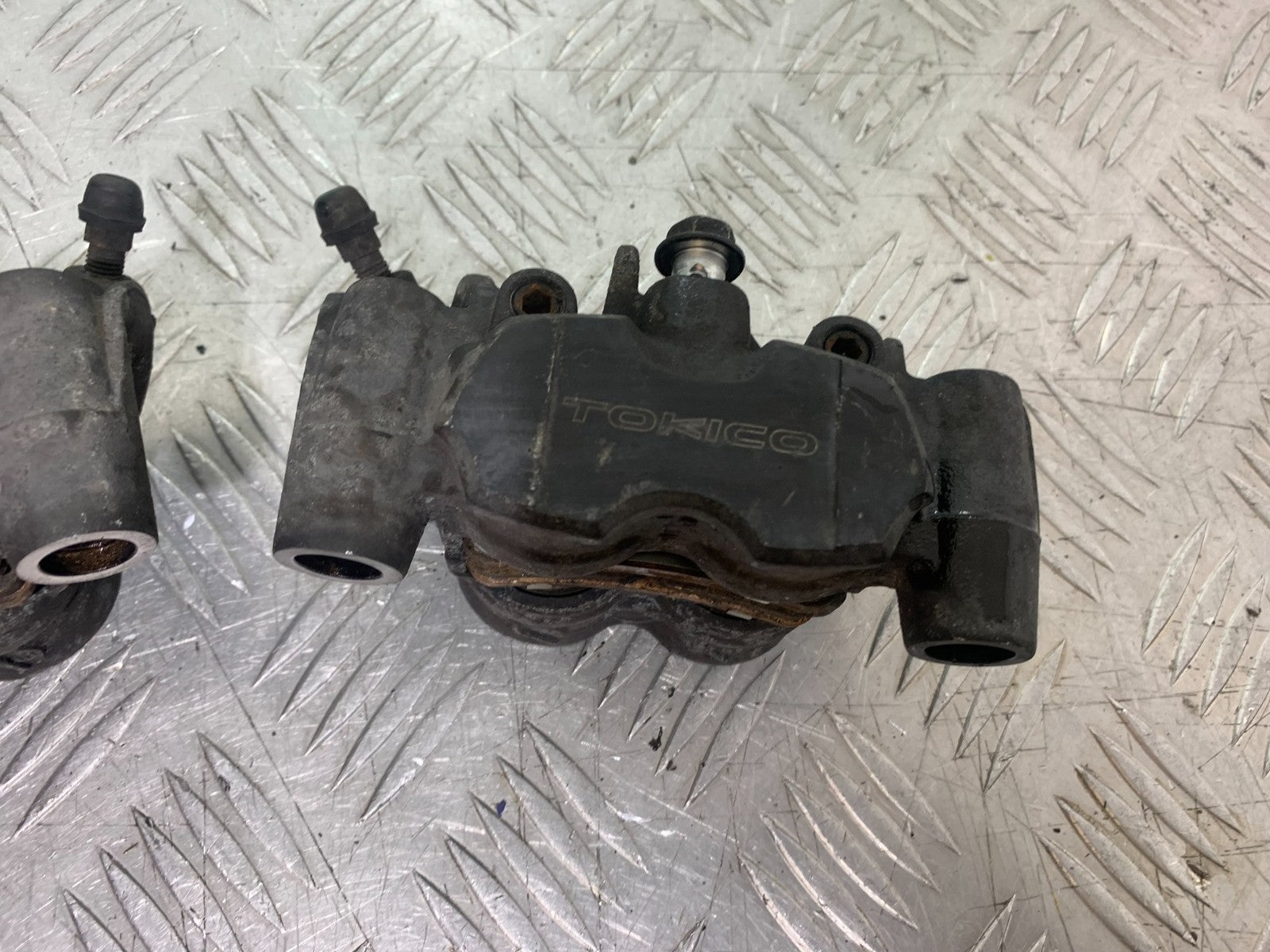 SUZUKI DL1000 V-STROM FRONT BRAKE CALIPERS YEAR 2014-2019 (CMB1325)