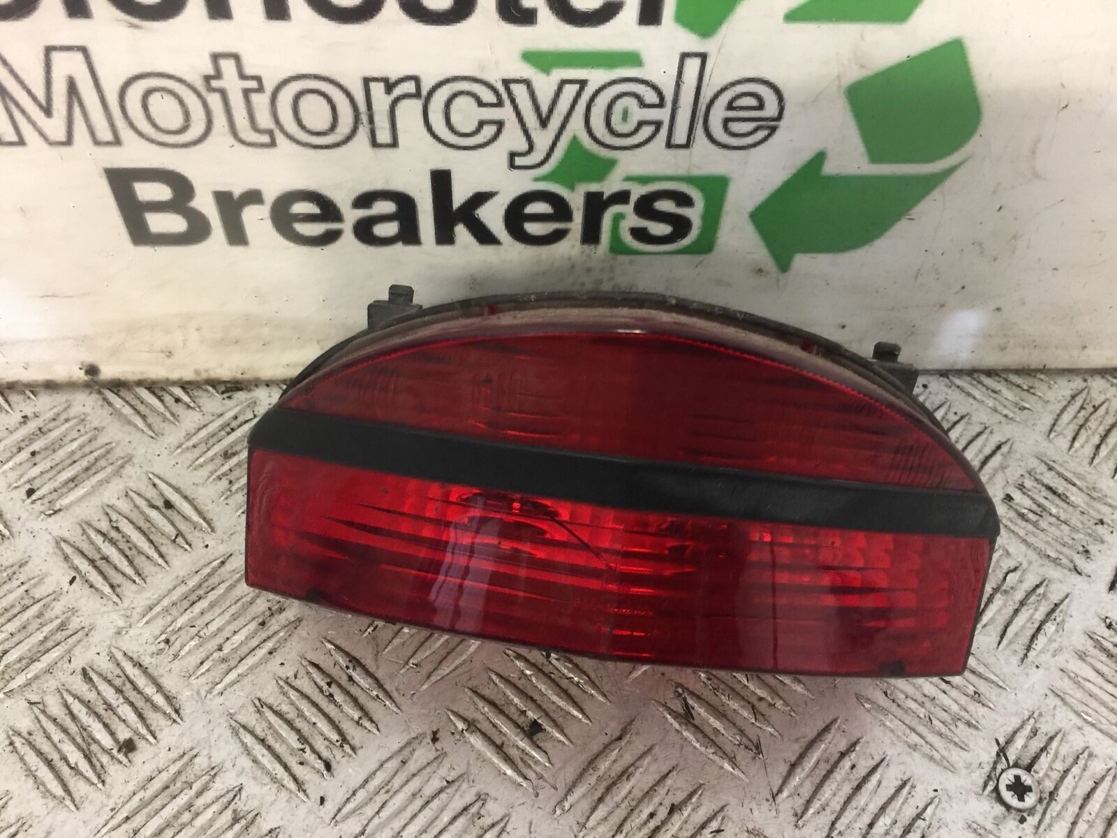 HONDA CBR929 FIREBLADE REAR LIGHT YEAR 2000-01  (STOCK 683)